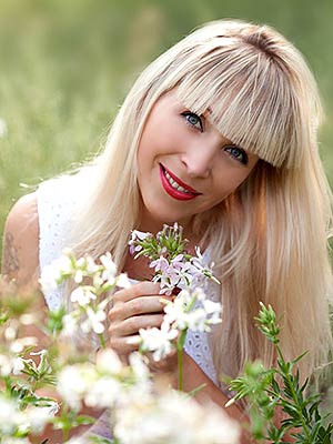 Ukraine bride  Viktoriya 41 y.o. from Lugansk, ID 83140